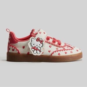 New H&M Hello Kitty Heart Pattern Toddler/Kids Red Sneakers size 9